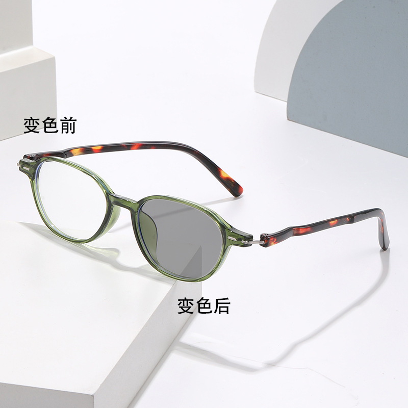 Sensor de luz color nerd marco de viento gafas de miopía de tortuga marco pequeño anti-luz azul gafas de luz plana simple moda gafas miopía