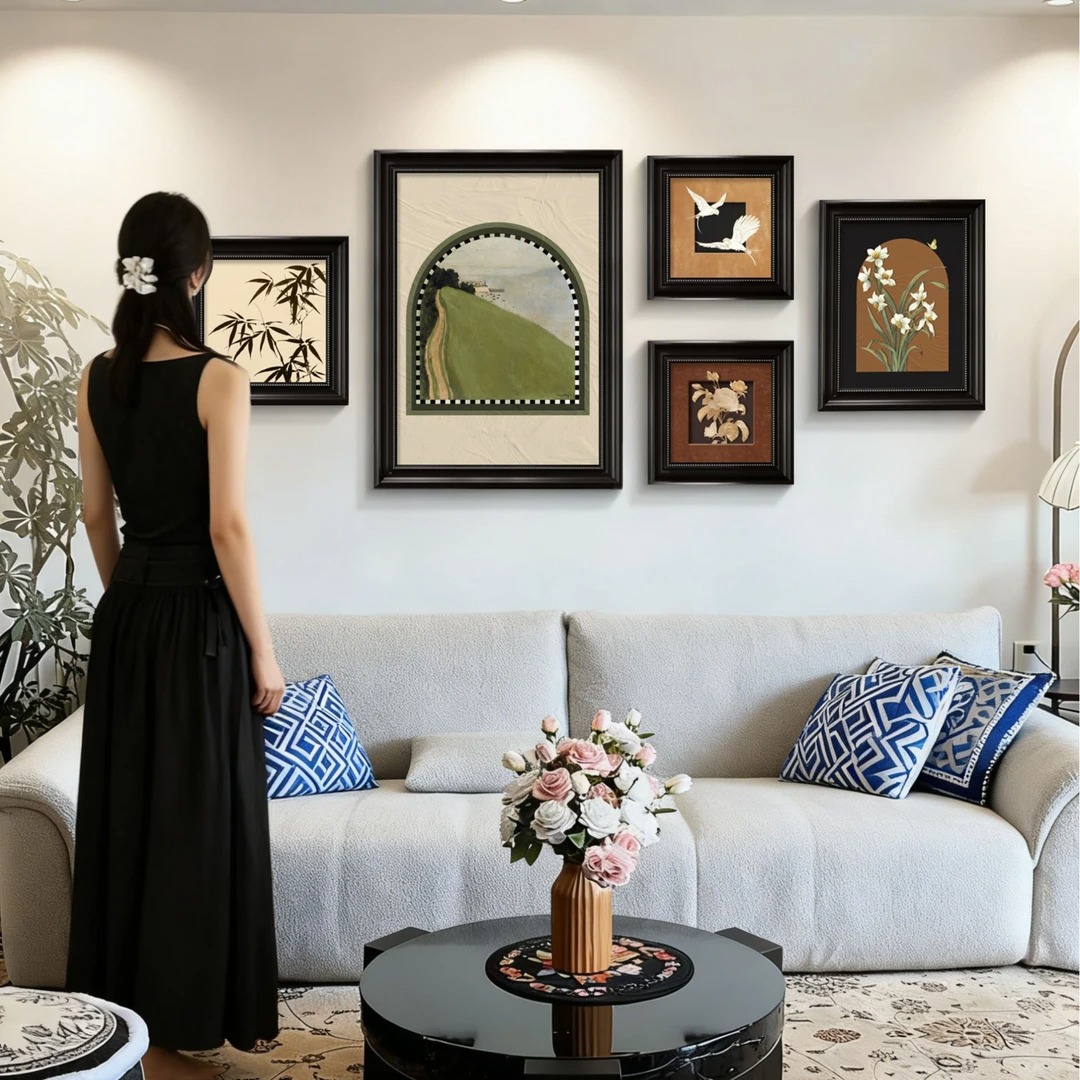 French Medieval Restaurant Decorative Painting, American Retro Living Room Background Wall Hanging Painting, Bedroom Bedside Painting, Triptych Combination Painting