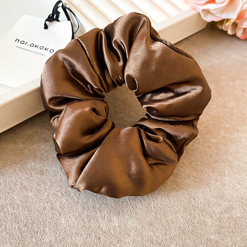 Nuevo producto color crema, pliegues brillantes, círculos para el cabello del intestino grueso, lazo para el cabello en la parte posterior de la cabeza, cuerda para el cabello, ambiente suave y versátil, accesorios para el cabello para mujeres