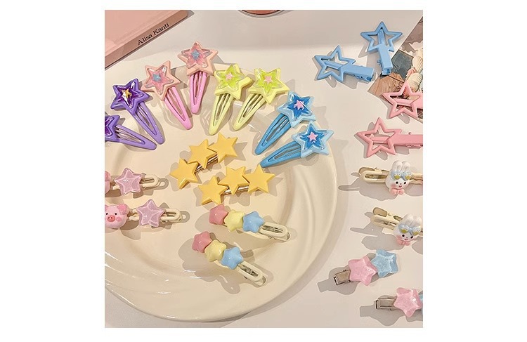 Women's Cute Clouds Star Plastic Hair Clip display picture 1
