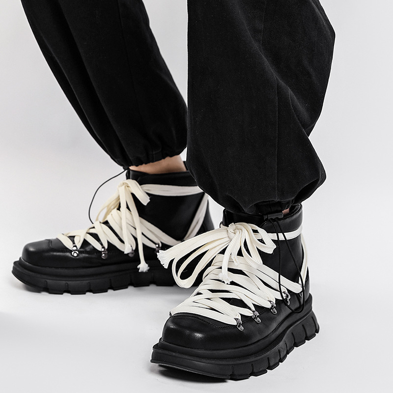 Instagram Martin High British Style Vera pelle Suola spessa Parte superiore nera Cinturino rialzato Autunno Piccolo supporto da uomo_voghion.com