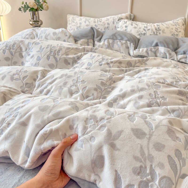 Thickened Milk Velvet Four-Piece Winter Bedding Set, Double-Sided Coral Fleece Duvet Cover, Bed Sheet, Fitted Sheet, Embroidered Style Fitted Sheet