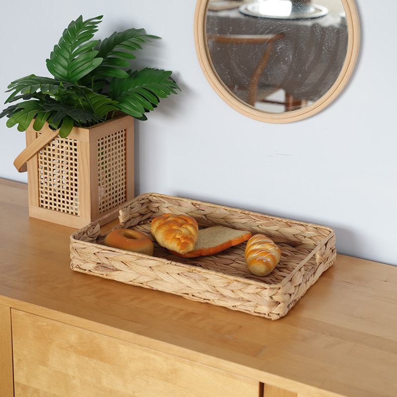 Amazon venta caliente cuadrada de paja plato de bocadillos calabaza de agua de paja trenzada mesa de mesa bandeja de fruta mesa