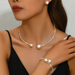 �W���r�к��s�羳���N�����Ʒ�����W��ˮ������Ȧ�朶����Ȧ