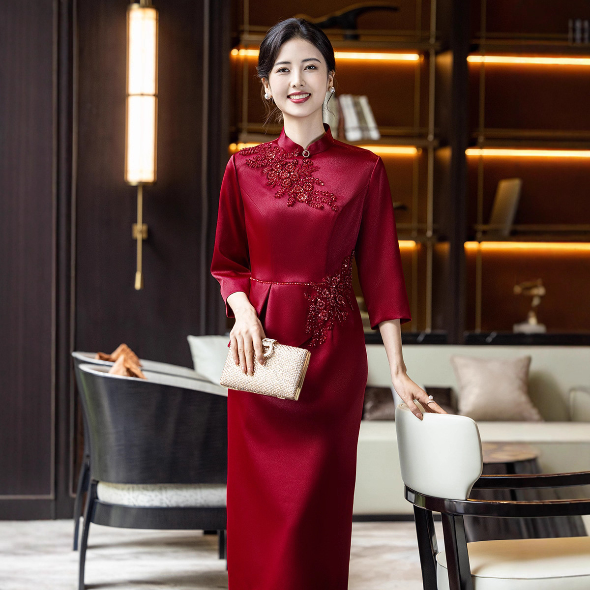 2025 Autumn High-End Mom Wedding Dress for Petite Young Noble Mother-In-Law Wedding Banquet Cheongsam Dress