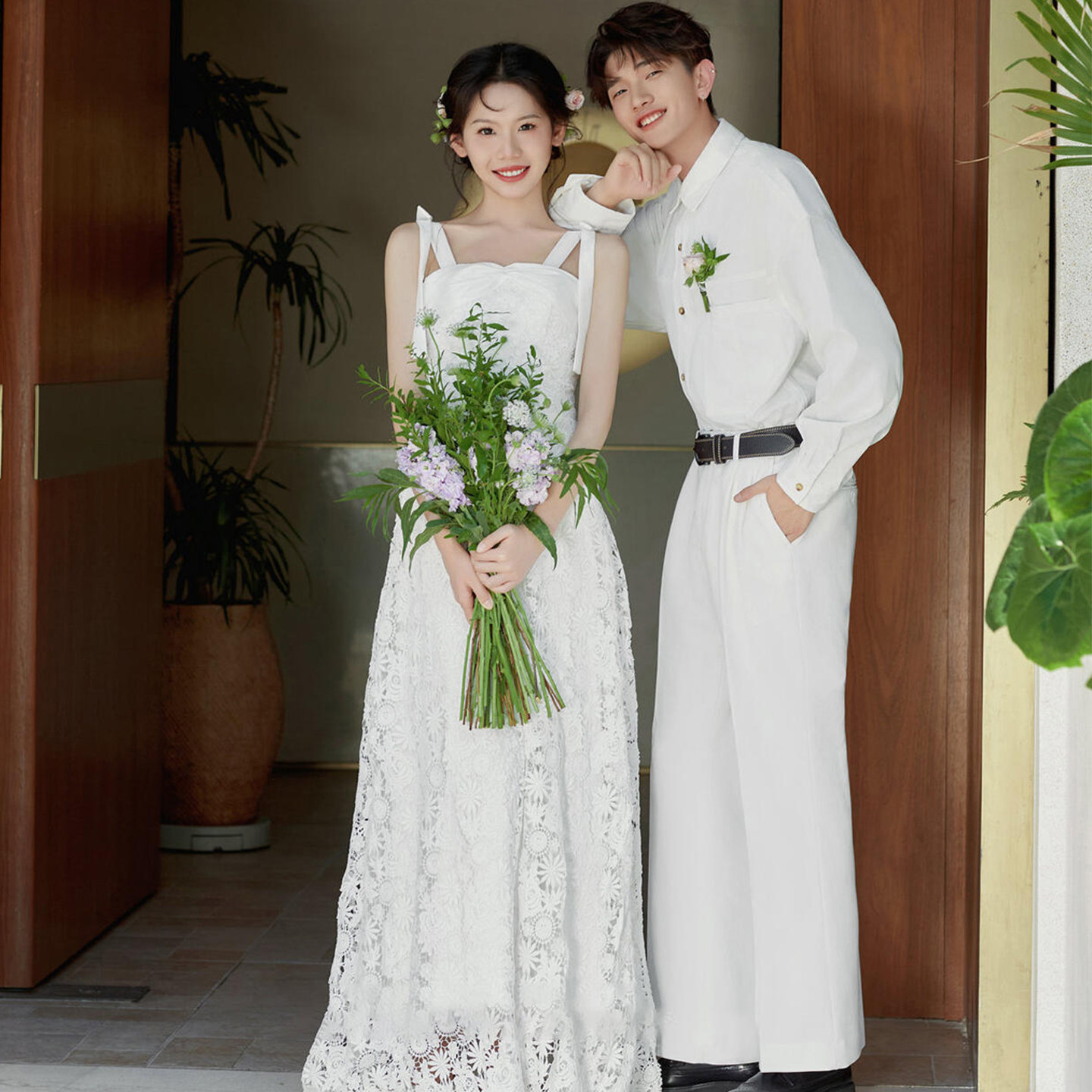 Lace wedding dress