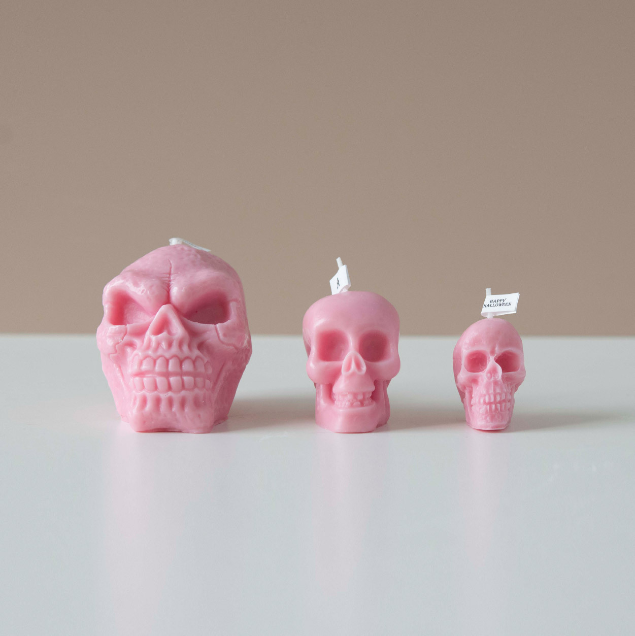 Halloween cráneo hecho a mano aromaterapia vela al por mayor transfronterizo de comercio exterior regalo creativo decoración rojo blanco negro