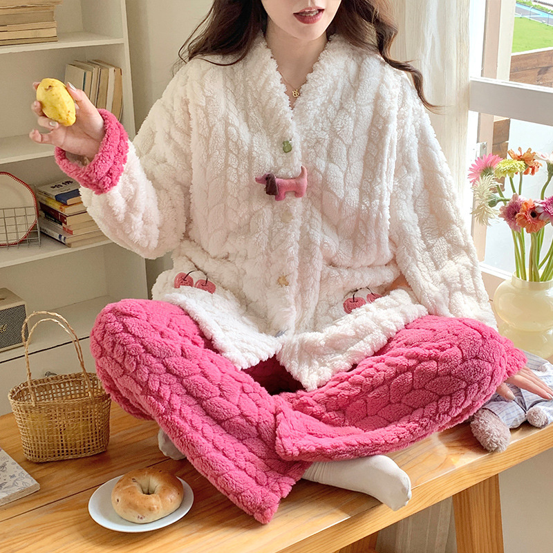Wholesale Autumn/Winter Maternity Warm Pajamas for Postpartum Women, Coral Fleece Sweet and Cute Home Nursing Set Wholesale Autumn/Winter Maternity Warm Pajamas for Postpartum Women, Coral Fleece Sweet and Cute Home Nursing Set