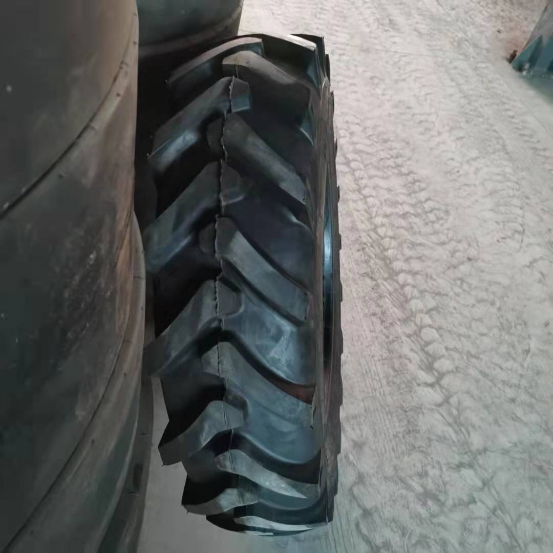 现货供应11.2-24人字花纹 拖拉机轮胎 抓地虎  批发零售
