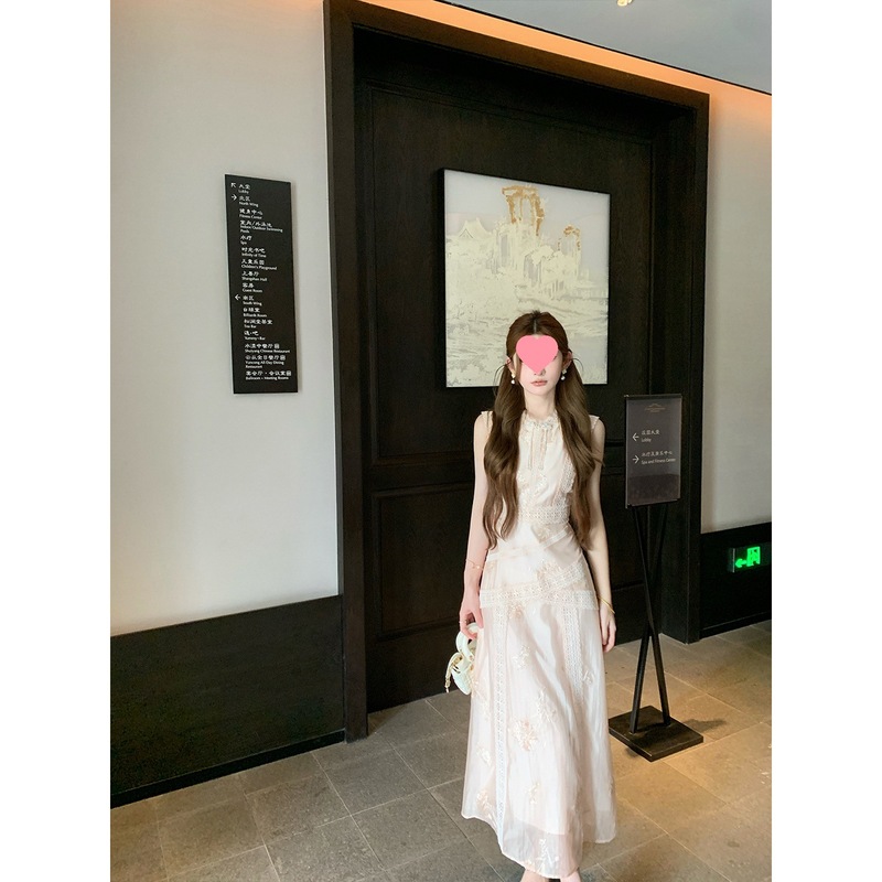 跨境NMIOK【青山粉黛】天丝绣花无袖连衣裙夏季新重蕾丝拼长裙尺|undefined