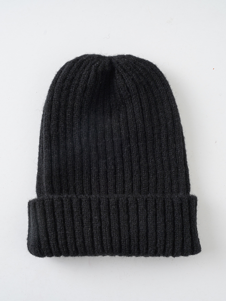Sombrero de invierno de las mujeres estilo coreano nuevo color caramelo color sólido sombrero de lana cálido sombrero de punto de rayas verticales moda