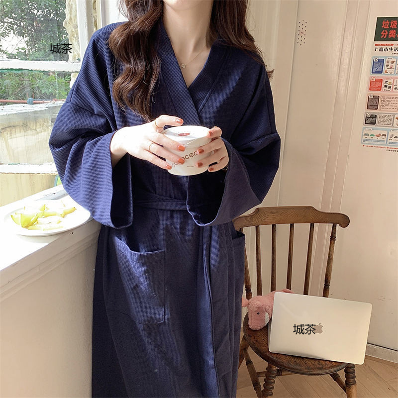 달콤한 잠옷 여성의 가을과 겨울 목욕 가운 기모노 긴 스타일 홈 옷 파자마 외부 착용 한국 간단한 단색 물결