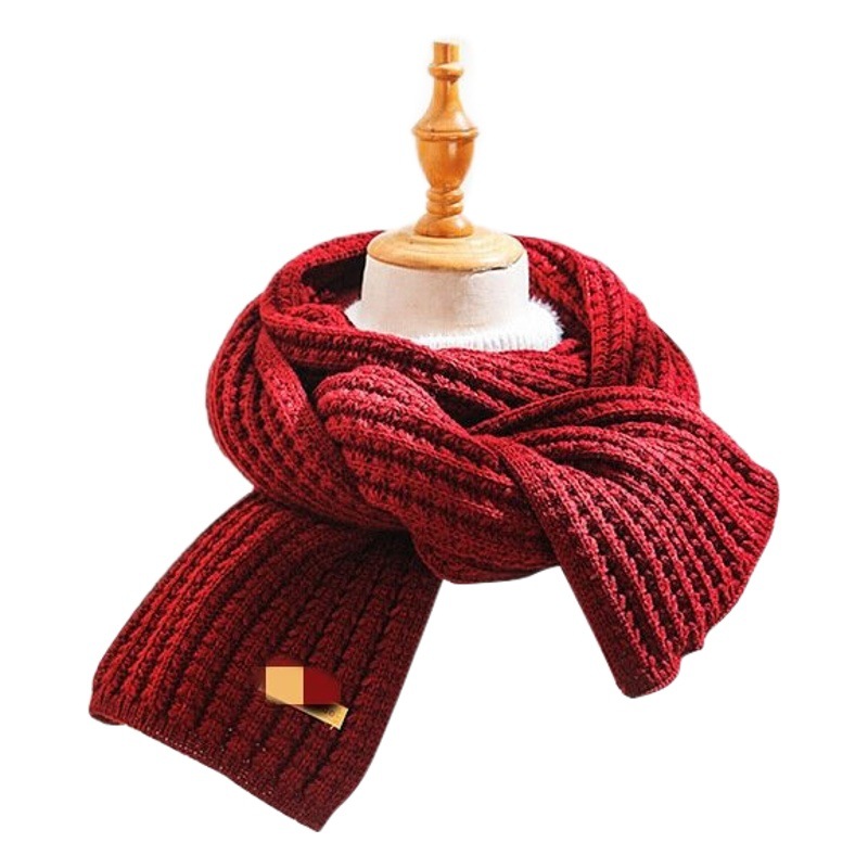 2023 new soft glutinous versatile Korean style knitted wool solid color scarf female autumn and winter student thickened couple scarf