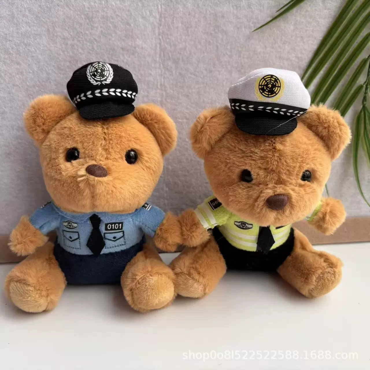 网红可爱萌交警小熊挂件毛绒玩具公仔消防警察包包挂饰钥匙扣娃娃