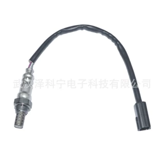 厂家直销  汽车氧传感器 OZA588-ESZ1 Oxygen Sensor OZA588ESZ1