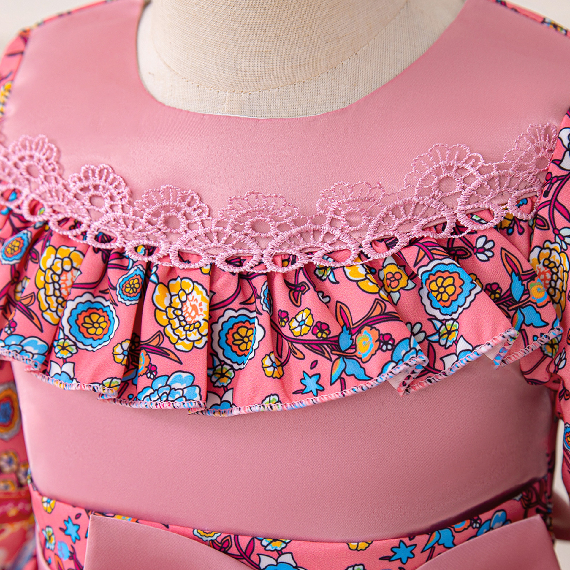 Vestido de noche para niños con flores retrógradas impresión de mangas largas arco de palacio vestido largo de piano para niñas