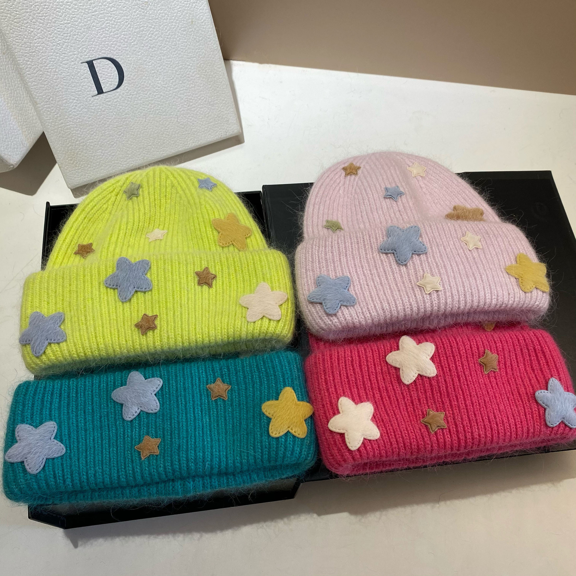 Gorro beanie de punto para mujer de pelo de conejo invierno_voghion.com