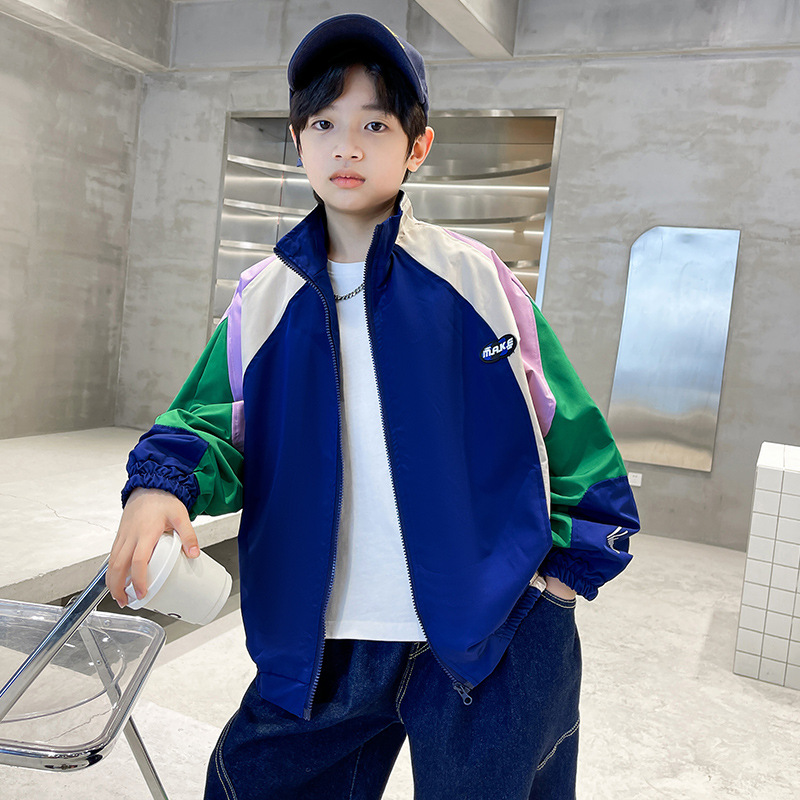 Chaqueta cortavientos para niños de primavera 2025 modelos de primavera y otoño versión coreana del nuevo estilo de los niños chinos y medianos