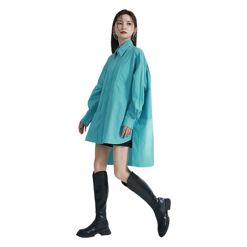 Zhongchuang Ri Zhen 2025 デザインミッドレングス不規則なシャツ女性のルーズ香港スタイルニッチ怠惰なスタイルシャツトレンド