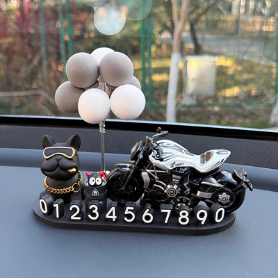 Nömrəli dayanma kartı parking number plate, 3D car - black-french-bulldog-gray-and-white-ball-devil-oil-drum-cruise-white-3d-o-style
