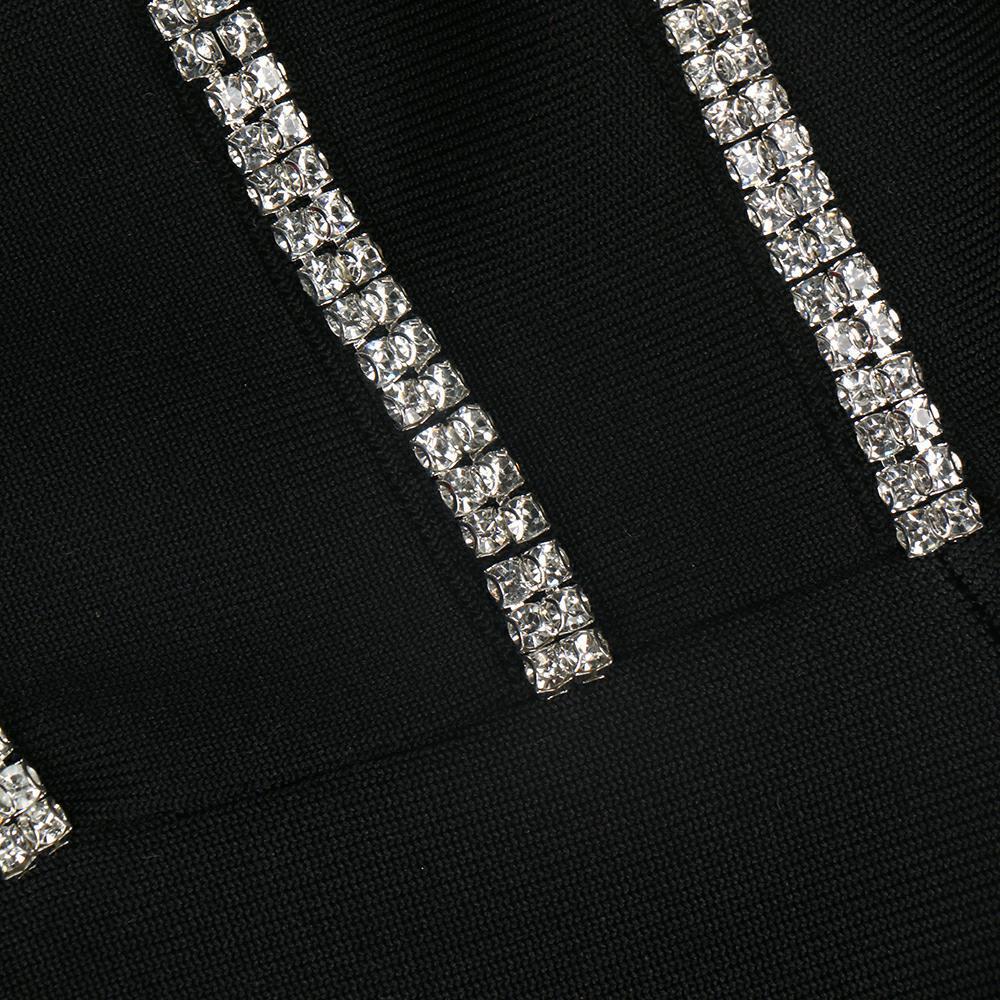 Title 9, Tuta nera con fasciatura sottile a forma di dia...