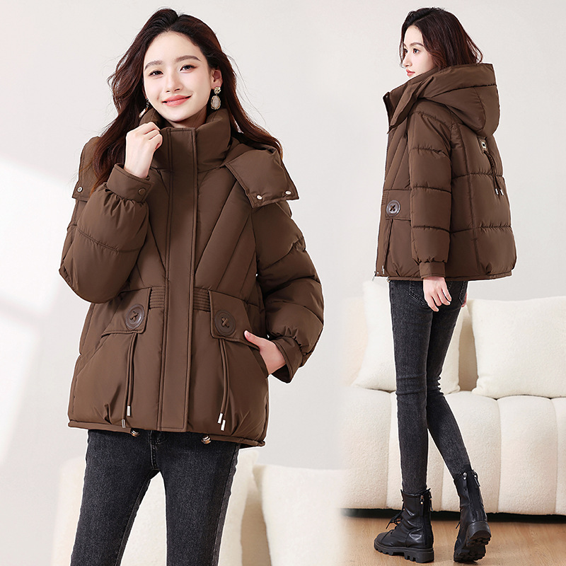 2025 ropa de algodón de pluma de invierno corto de nuevo estilo coreano ropa de mujer casual pan con capuchón abrigo de mujer al por mayor