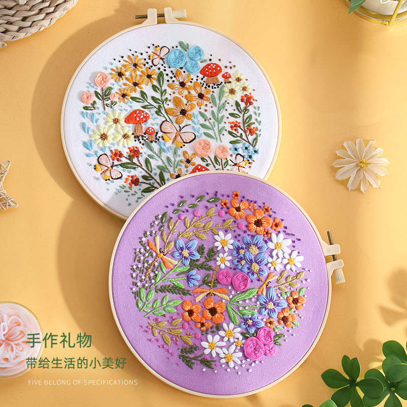 Nuevos productos originales flores flores bordadas Amazon bordado transfronterizo bordado a mano DIY paquete de material