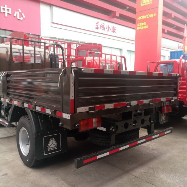 豪沃豪曼悍将栏板载货车轻卡4*2 4*4全新及配件出口18953179826