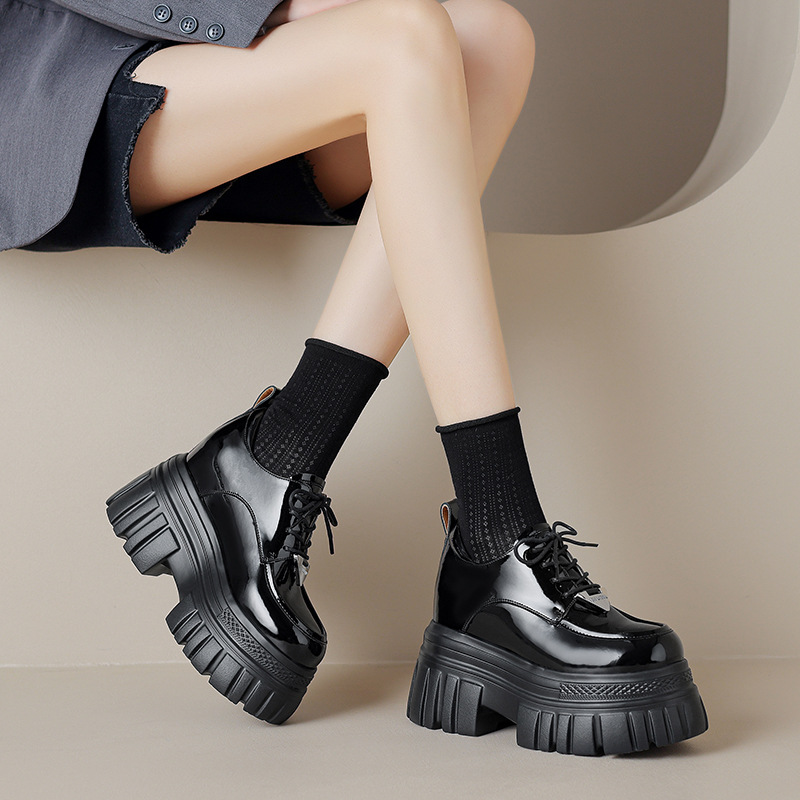 Giày loafer nữ đế xuồng platform buộc dây, gót ẩn tăng chiều cao — màu đen