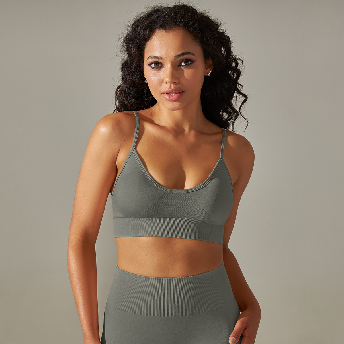 Cruz-frontera europea y americana sin costuras de punto de color sólido belleza espalda Correa ropa interior no anillo de acero corriendo fitness yoga ropa superior