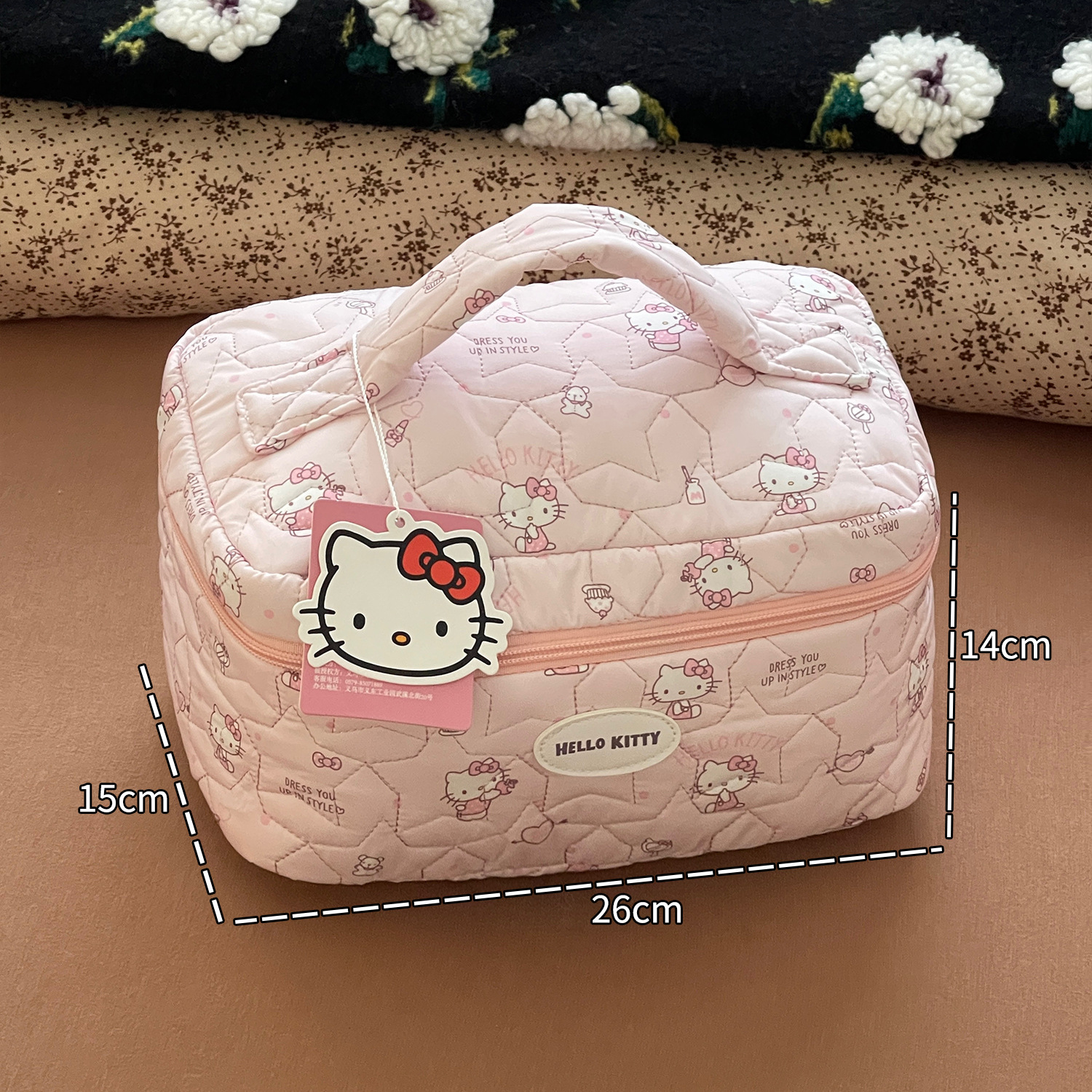 Bagos de maquillaje portátiles de gran capacidad, nubes HelloKitty, bolsas de lavado, bolsas de almacenamiento de viaje de alta belleza para jóvenes