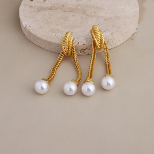 1 Pair Simple Style Solid Color Patchwork Imitation Pearl Drop Earrings display picture 1