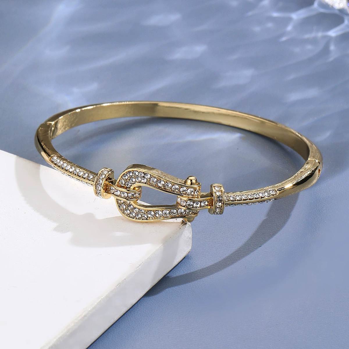 Fashionable small design universal women's bracelet, Japanese and Korean, light luxury style, simple and elegant design, does not fade
