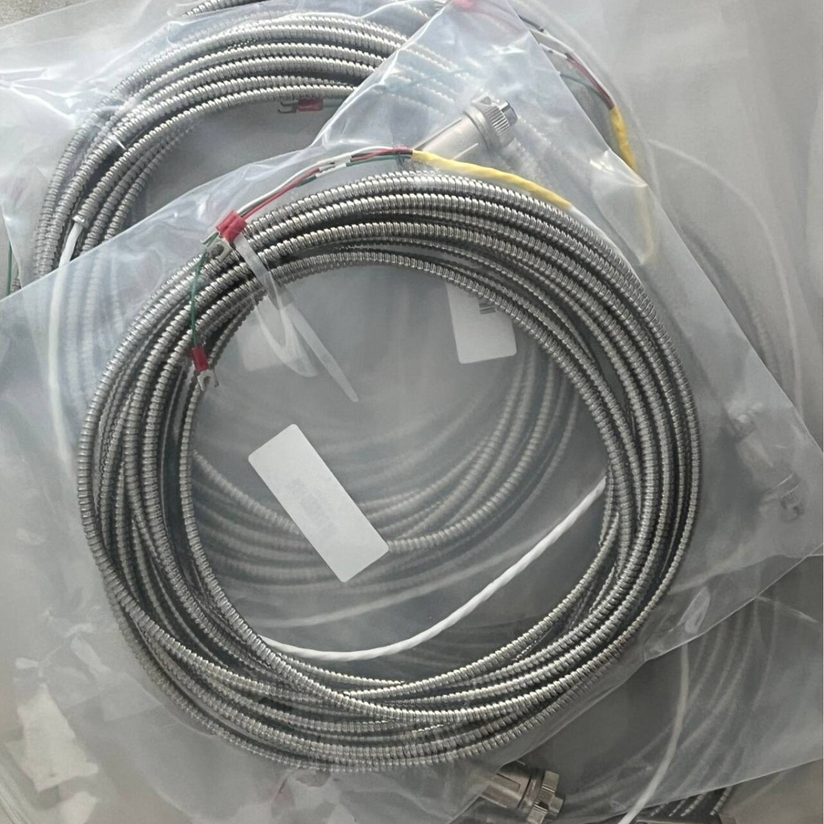 价格需核实  BENTLY  振动变送器10米电缆 16710-30