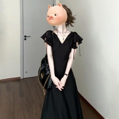 赫本风法式小飞袖黑色v领连衣裙子女装夏季2025新款感气质中长裙