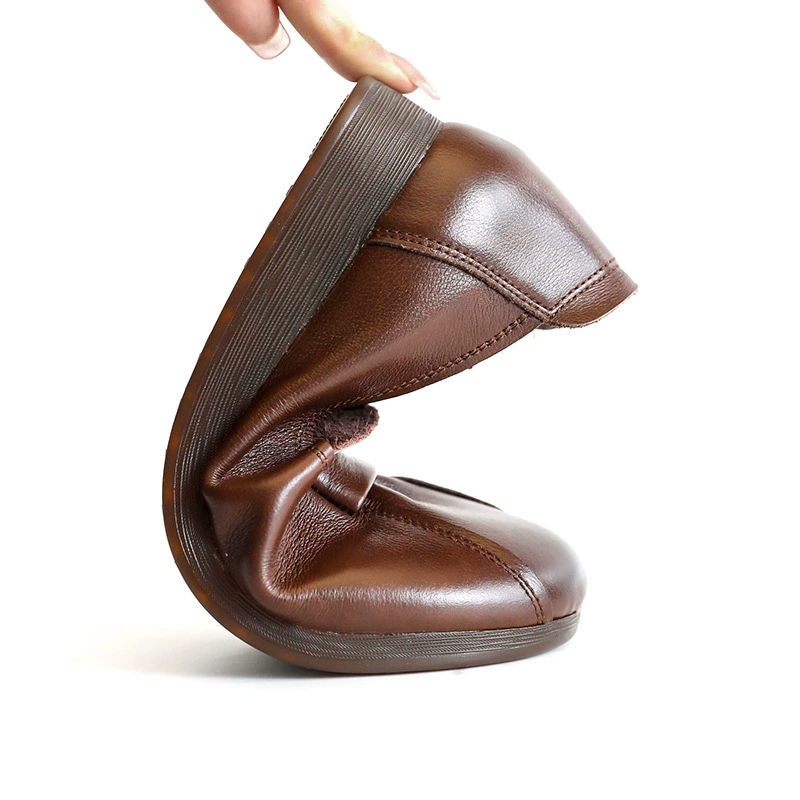 Shoes for mother, footwear, genuine leather, soft sole, for middle age