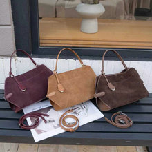 ��Ƥ¹�qĥɰţƤ�μ�б�����Ů�ٴ�ͨ�����ذ�Ůʿ�����Ů����