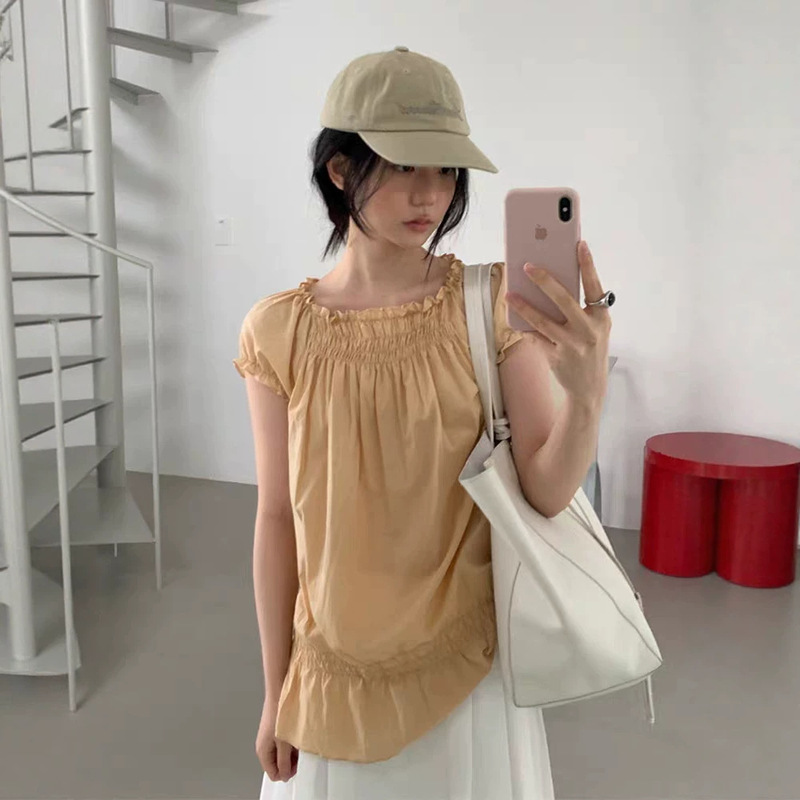The Same Style as Baby Sauce'S: Korean-Style Women's Short-Sleeve Shirt with Buttery Lace Collar and Puff Sleeves, Featuring Elastic Ruching and a Gentle Texture