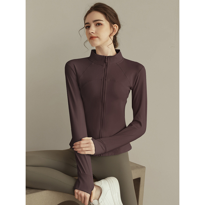 According To The Product Information Provided, The Length Of This Sports Suit Is A Short One. Fitness Suit Women_desvips.com
