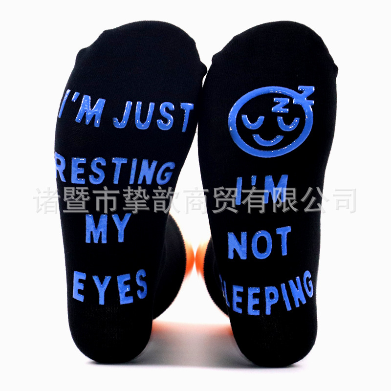 En stock algodón casual deportes creativos calcetines europeos y americanos transfronterizos populares pie carta antideslizante dispensación Mediados de pantorrilla calcetines de piso