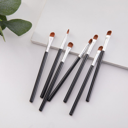 Manufacturers supply new makeup brushes, single eyeshadow brushes, portable double-headed eyeshadow brushes, beauty tools, makeup accessories