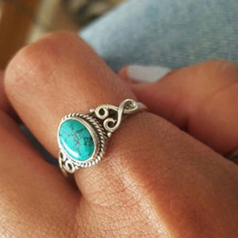1 Piece Fashion Oval Alloy Plating Hollow Out Inlay Turquoise Women's Rings display picture 1
