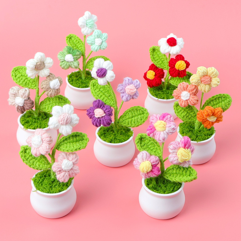 Finished wool desktop puff mini wool flower potted hand crocheted artificial flower car home decoration gift