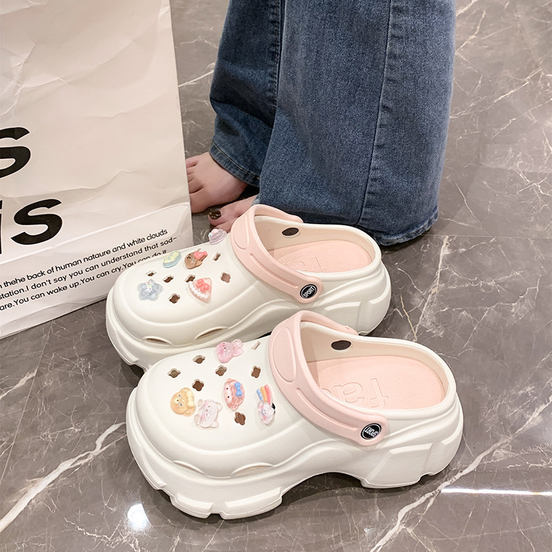 Thick soled hole shoes ladies summer new all-match sweet wind beach pvc non-slip wholesale slippers