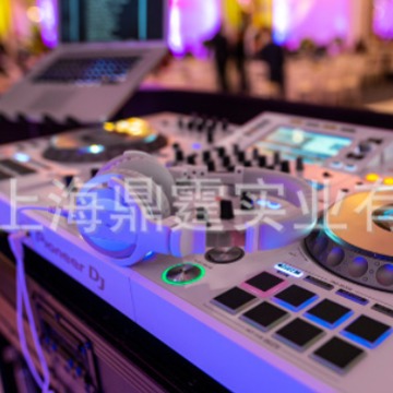 Pioneer DJ system �ȷ� XDJ-XZ �����һ���