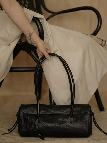 High-End Single-Shoulder Underarm Bag, Large-Capacity Black Baguette Bag for Women, Early Autumn 2026 Niche Large Handbag