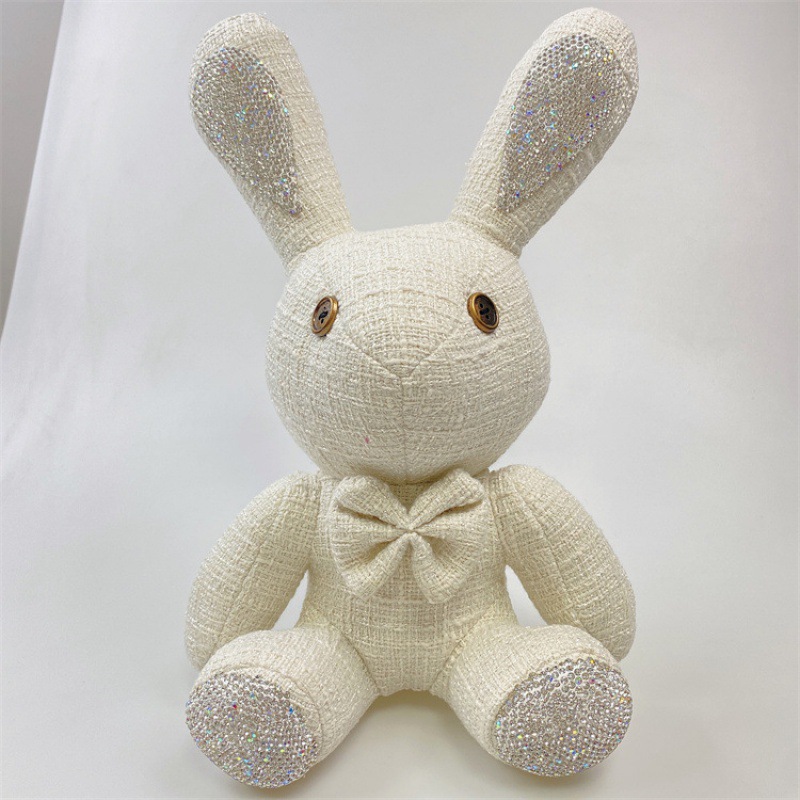 흰색 줄무늬 다이아몬드 박힌 토끼