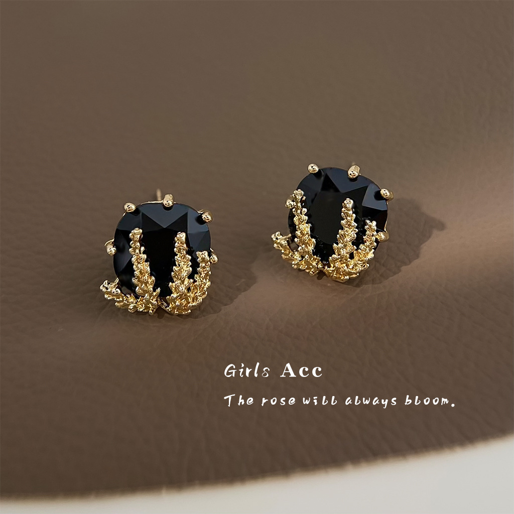 156565-恢复的_0000_耳语场景新水印 拷贝.jpg