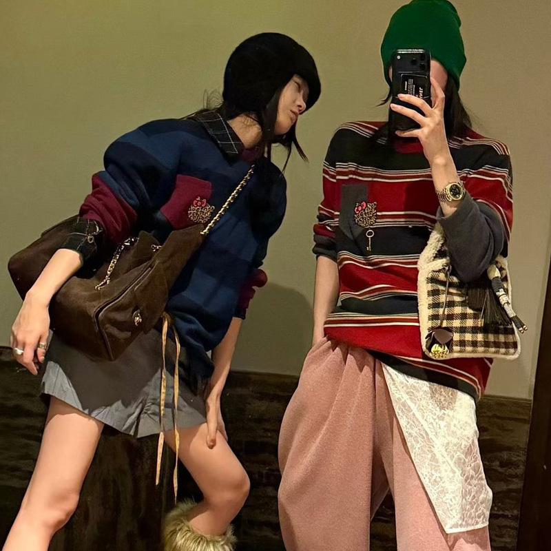 2026 Early Spring New Retro Color-Block Striped Cartoon Pattern Long-Sleeve Loose Round-Neck Versatile Knit Sweater Top