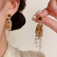 秋冬新款虎眼石树叶珍珠流苏耳坠个性轻奢百搭独特设计感耳环批发